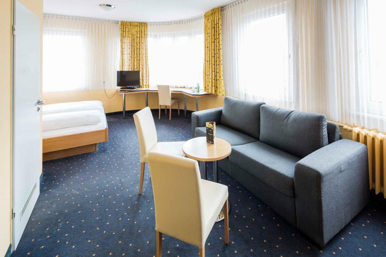 Central Hotel Mannheim Bagian luar foto